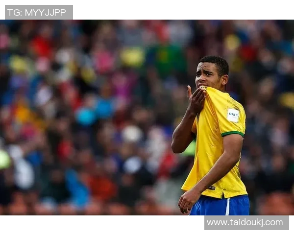 热苏斯：从天才少年到足球巨星的成长之路与未来展望