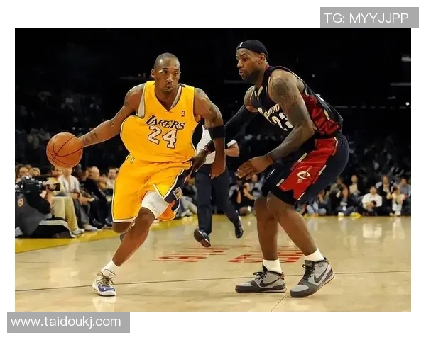 科比与詹姆斯巅峰对决手机壁纸精选展现篮球传奇魅力与热血激情